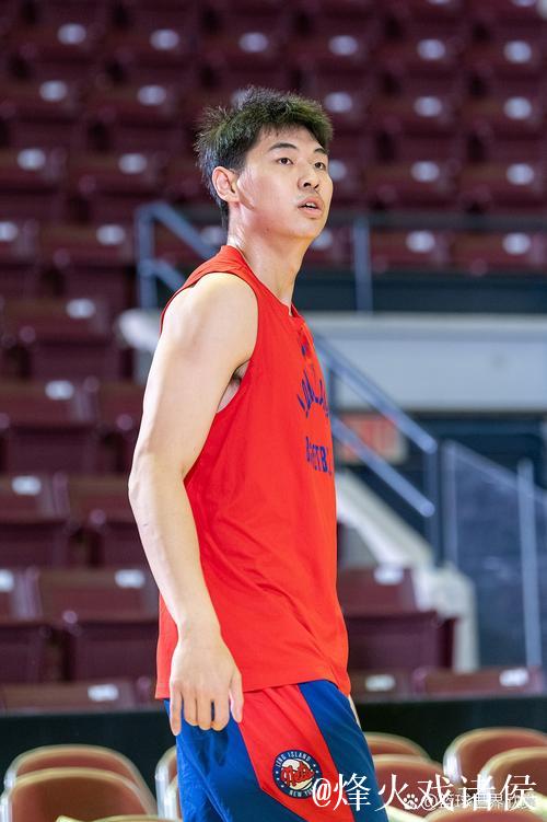 中国男篮祝福崔永熙：愿你展翅高飞，化作北冥之鲲